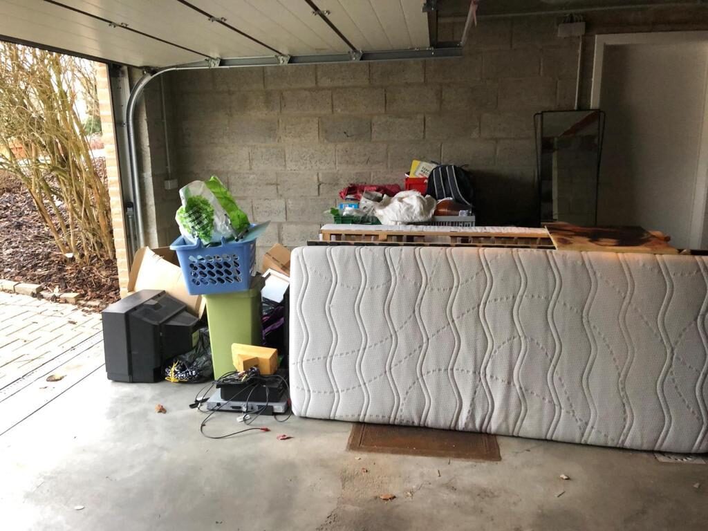 Clearing a garage in under 2 hours