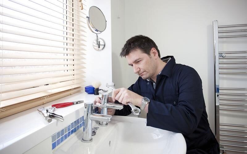 Low water pressure at home – what to do?